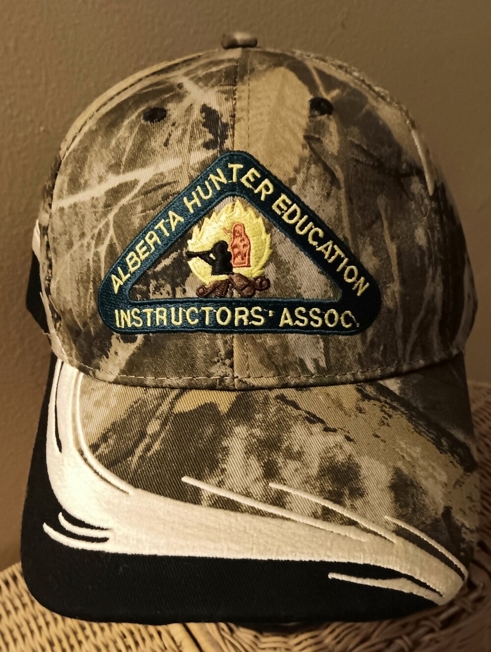 Vintage Alberta Hunter Ed Camouflage Baseball Cap Canada Hunting nascar action